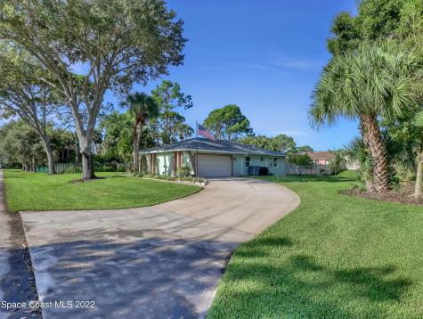 416 Catalina Avenue NW Palm Bay FL 32907