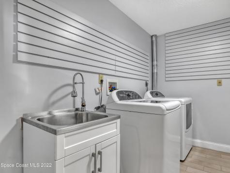 416 Catalina Avenue NW Palm Bay FL 32907