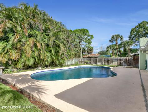 416 Catalina Avenue NW Palm Bay FL 32907