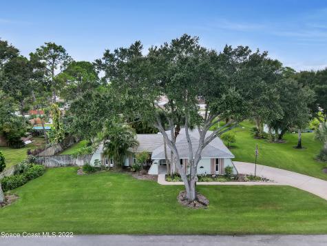 416 Catalina Avenue NW Palm Bay FL 32907