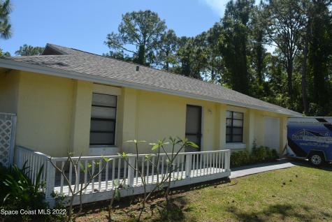 907 Century Avenue SE Palm Bay FL 32909