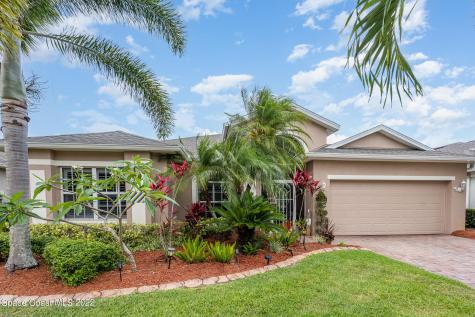 570 Gardendale Circle SE Palm Bay FL 32909