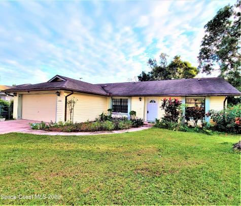 1226 Hedgecoth Street NW Palm Bay FL 32907
