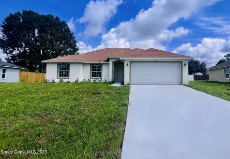 302 Falls Church Street SW Palm Bay FL 32908