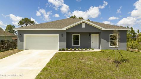 1079 Wellington Street SW Palm Bay FL 32908