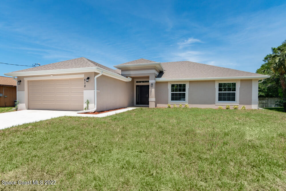 819 Clearmont Street Sebastian FL 32958