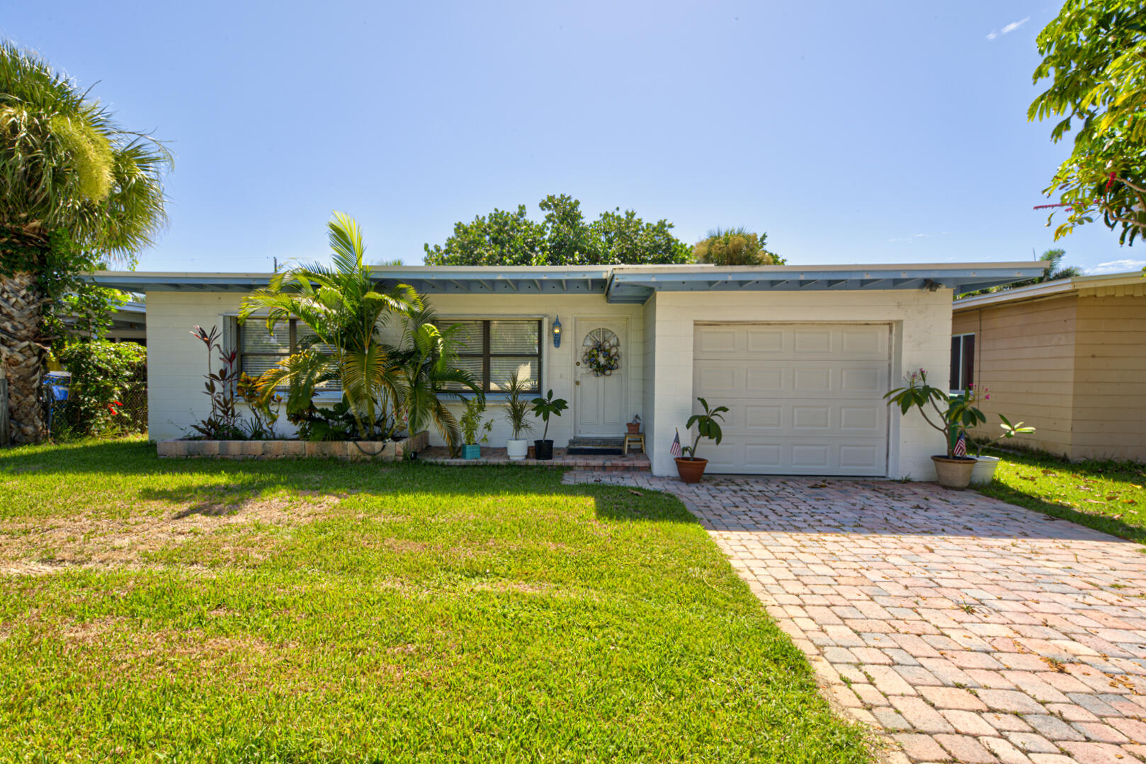 525 S Orlando Avenue Cocoa Beach FL 32931