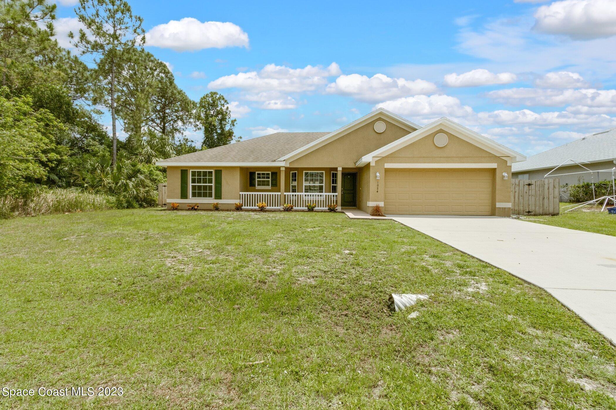 1024 Altamira Street NW Palm Bay FL 32907