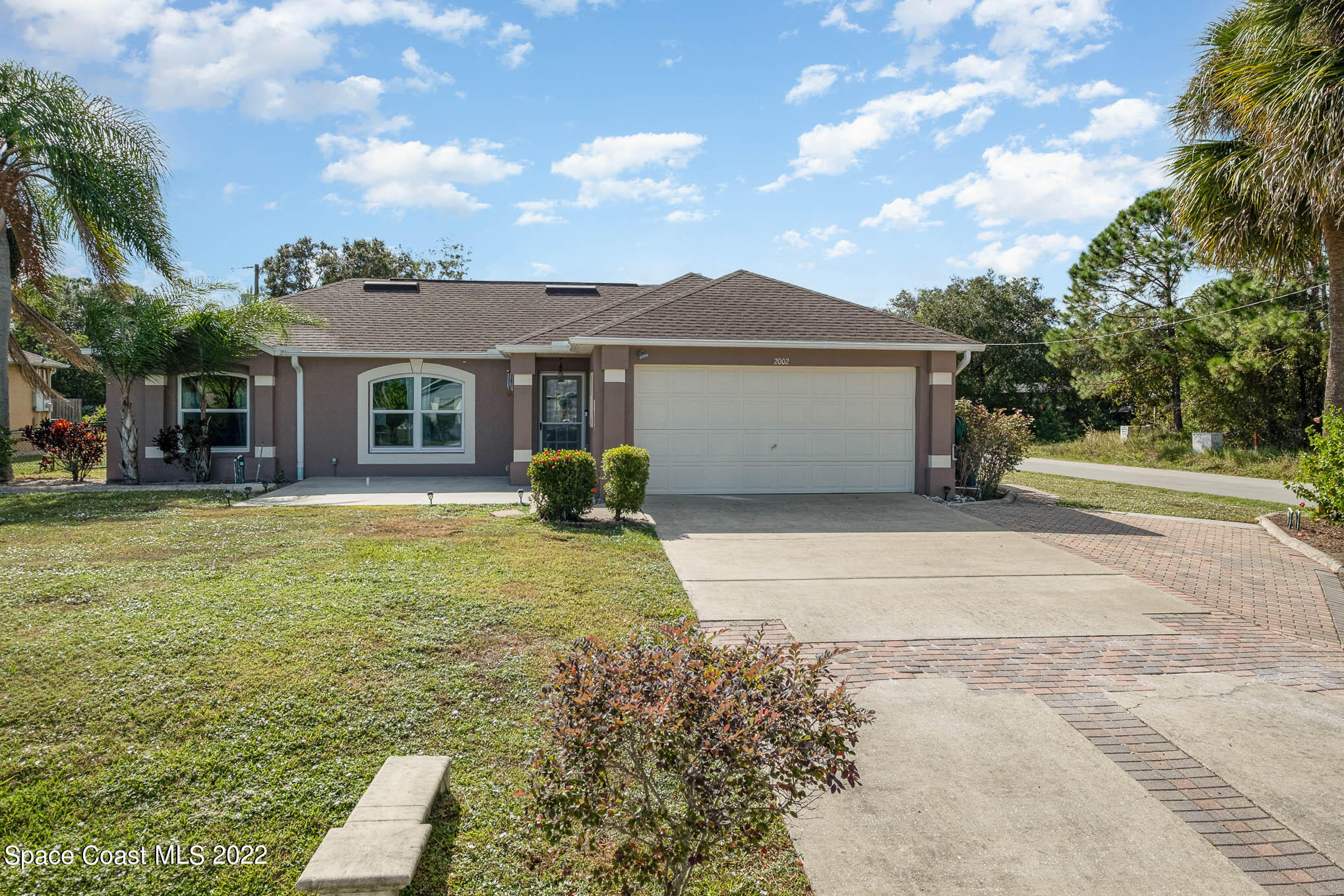 2002 Thisbe Avenue SE Palm Bay FL 32909