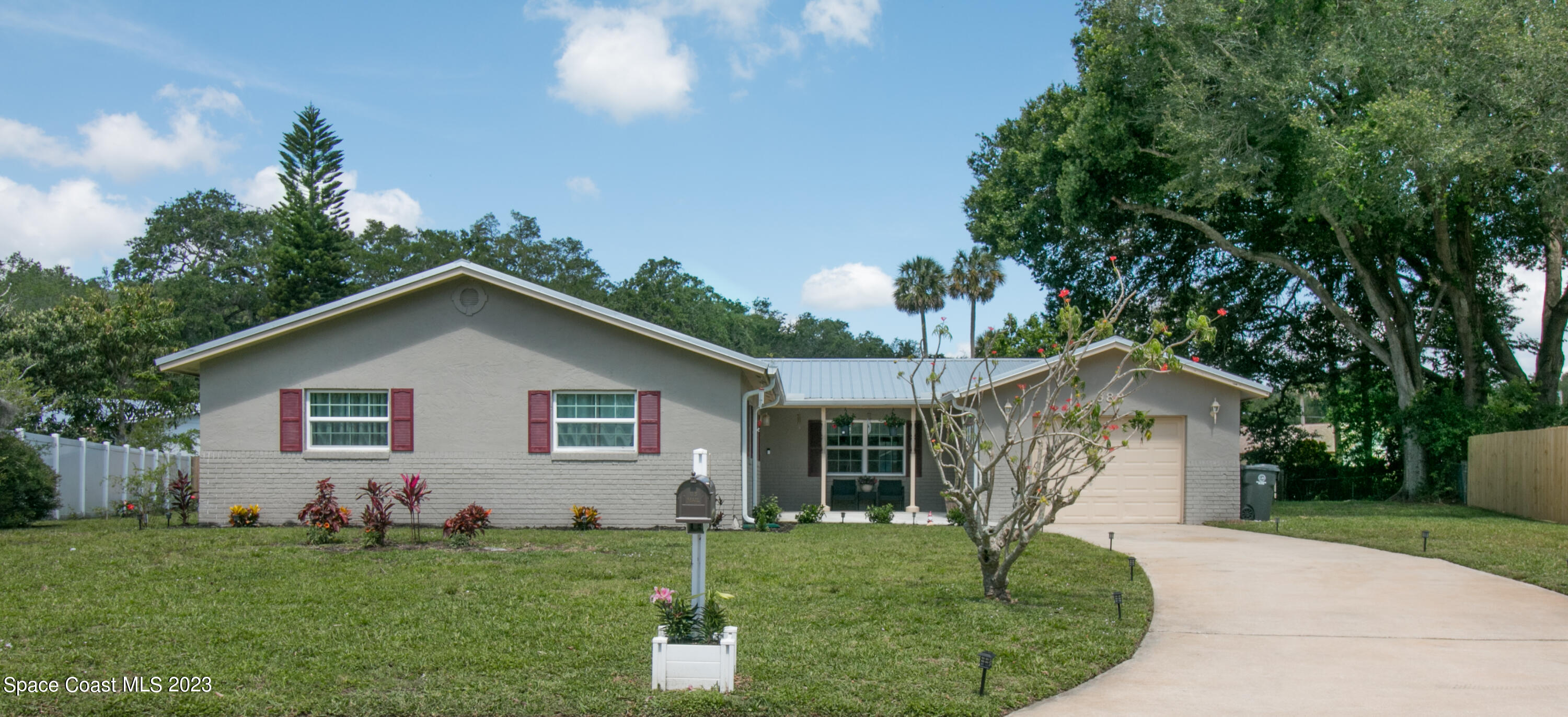 988 Carolina Circle Titusville FL 32796