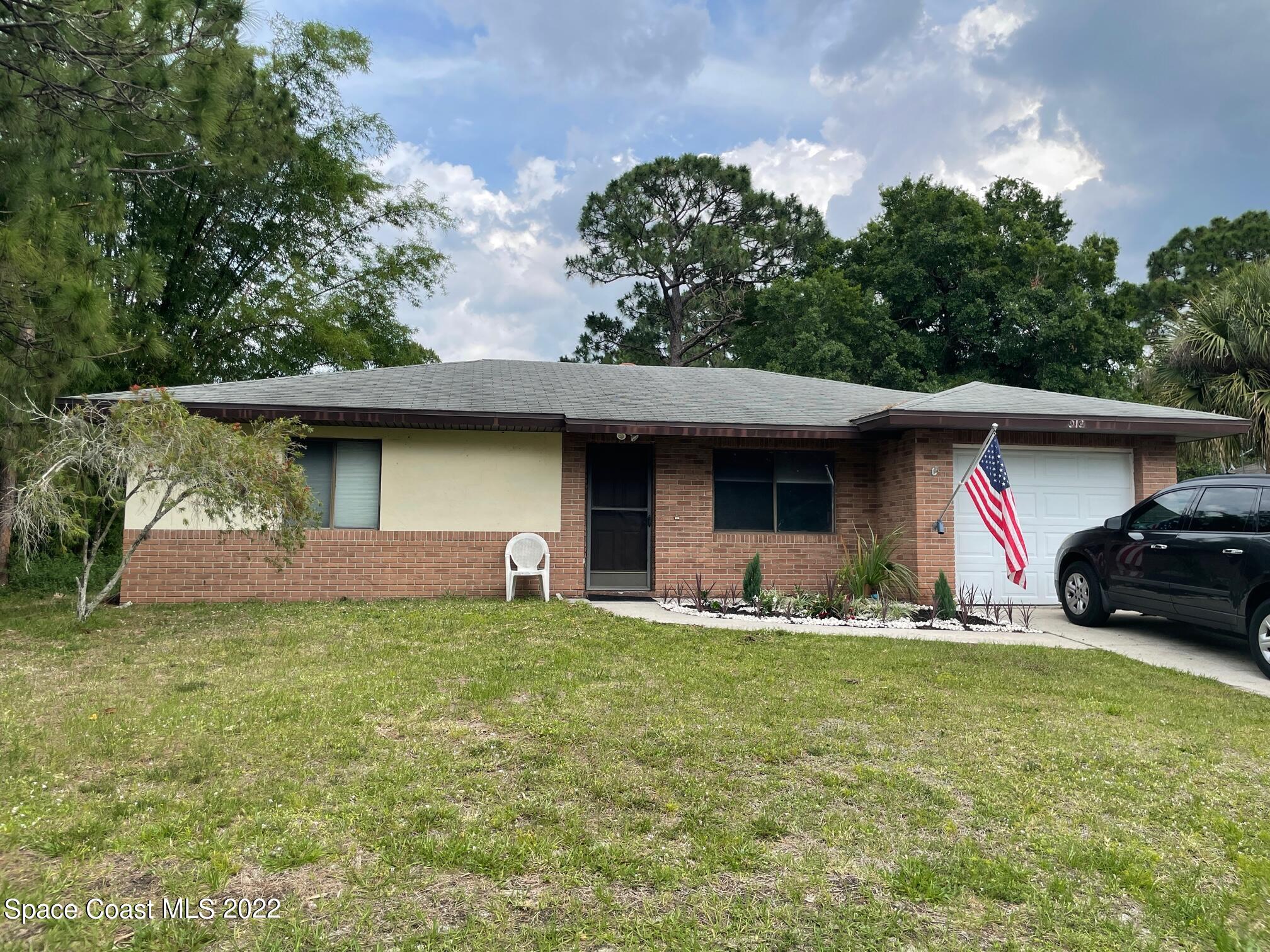 919 Dusseldorf Avenue NW Palm Bay FL 32907