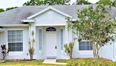850 Gillmar Avenue NW Palm Bay FL 32907