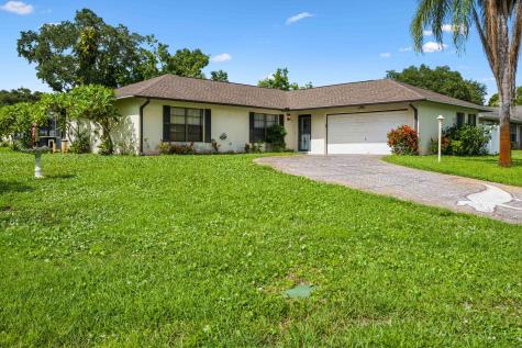 998 Dupont Street NE Palm Bay FL 32907