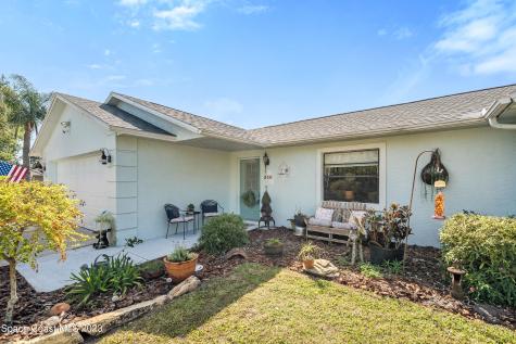 518 Fernandina Street NW Palm Bay FL 32907