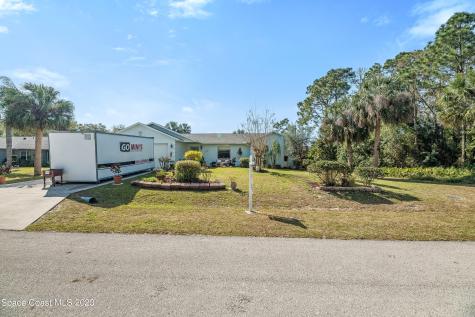 518 Fernandina Street NW Palm Bay FL 32907