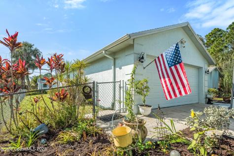 518 Fernandina Street NW Palm Bay FL 32907