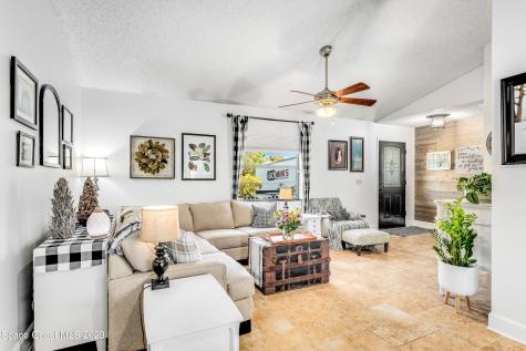 518 Fernandina Street NW Palm Bay FL 32907