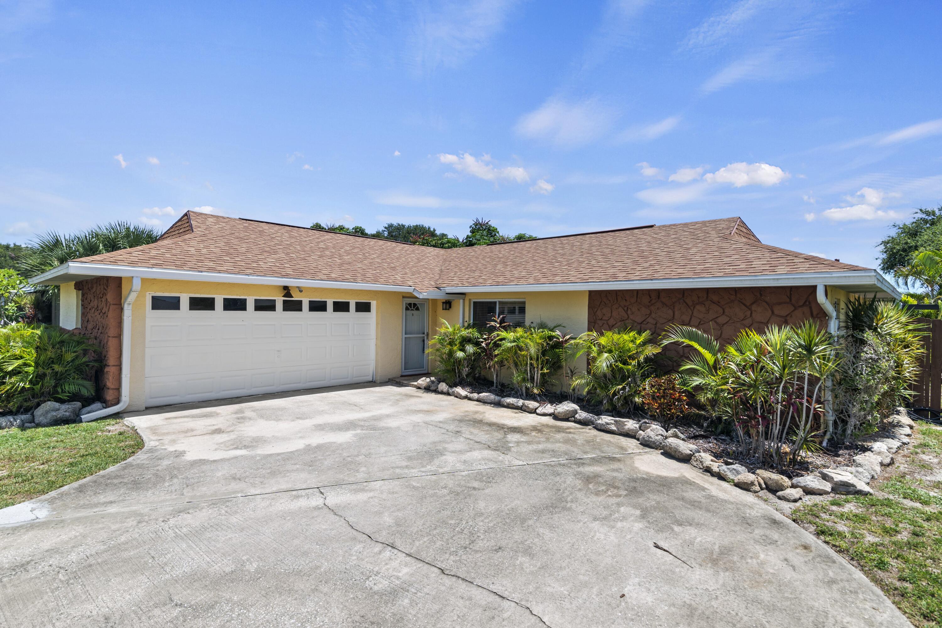 2230 Queen Anne Street Merritt Island FL 32952