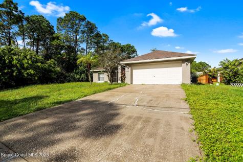 2678 Feise Avenue SE Palm Bay FL 32909