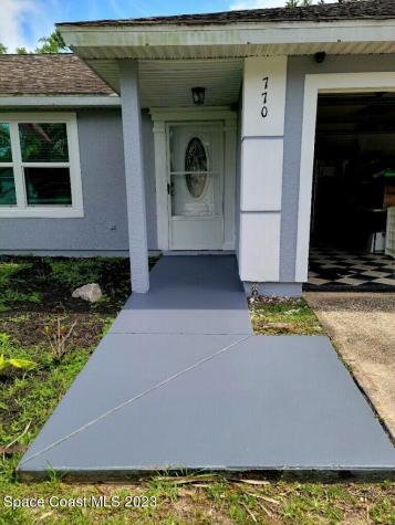 770 Hamm Street NW Palm Bay FL 32907