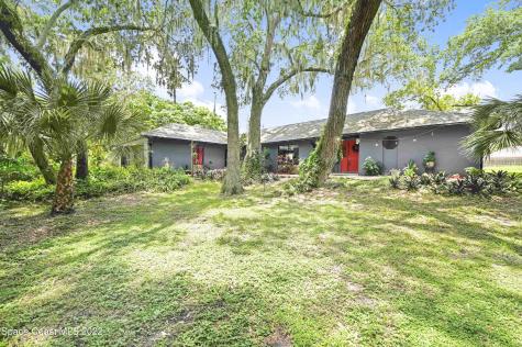 211 Narragansett Street NE Palm Bay FL 32907