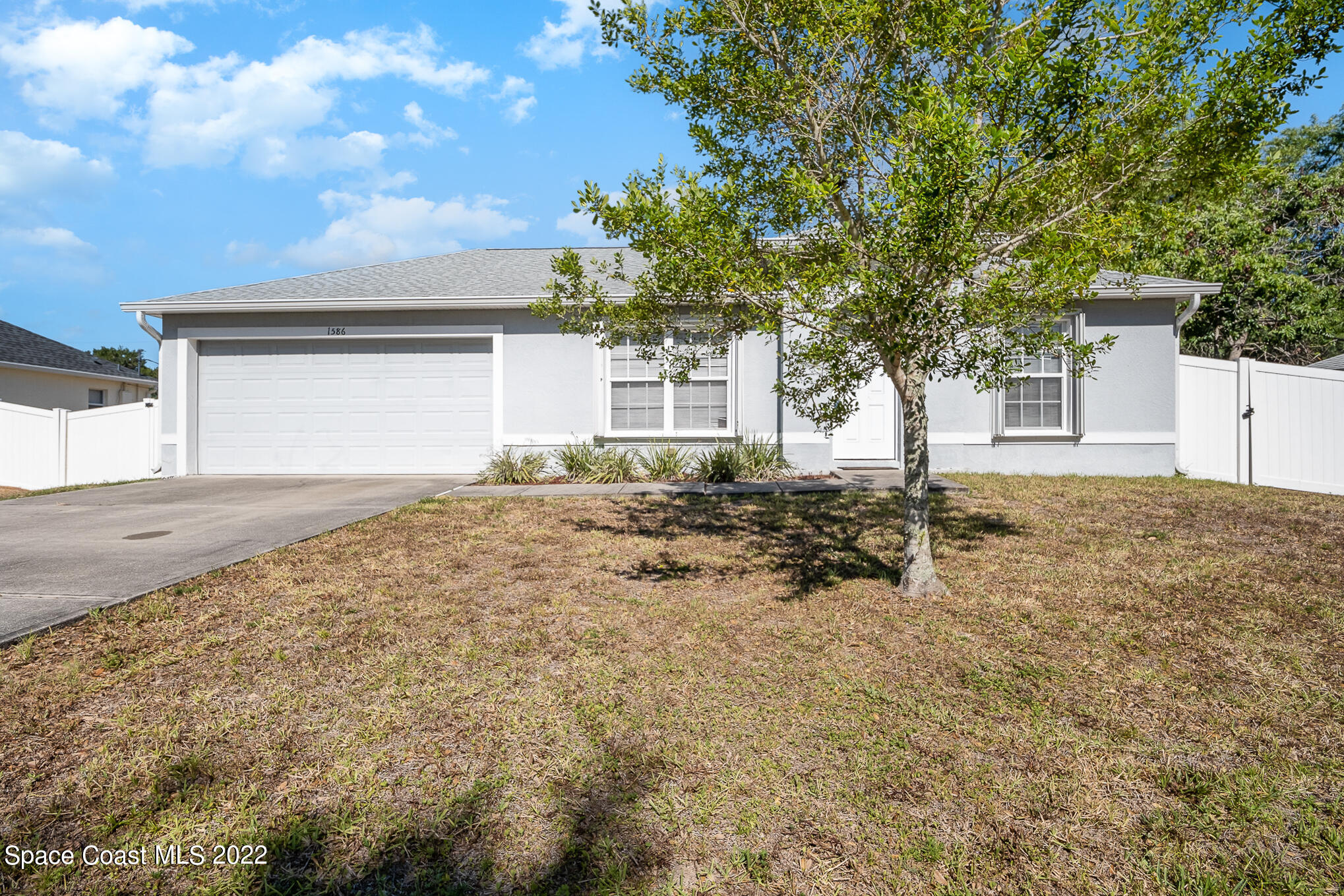 1586 Glencove Avenue NW Palm Bay FL 32907