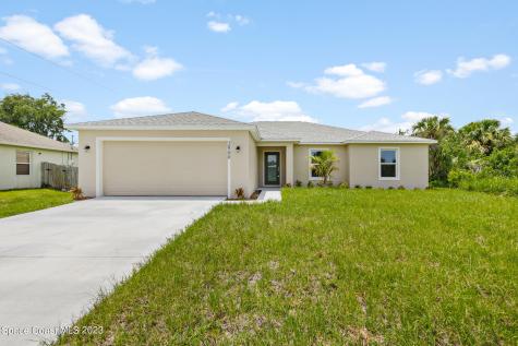 2900 Pomello Avenue SW Palm Bay FL 32908
