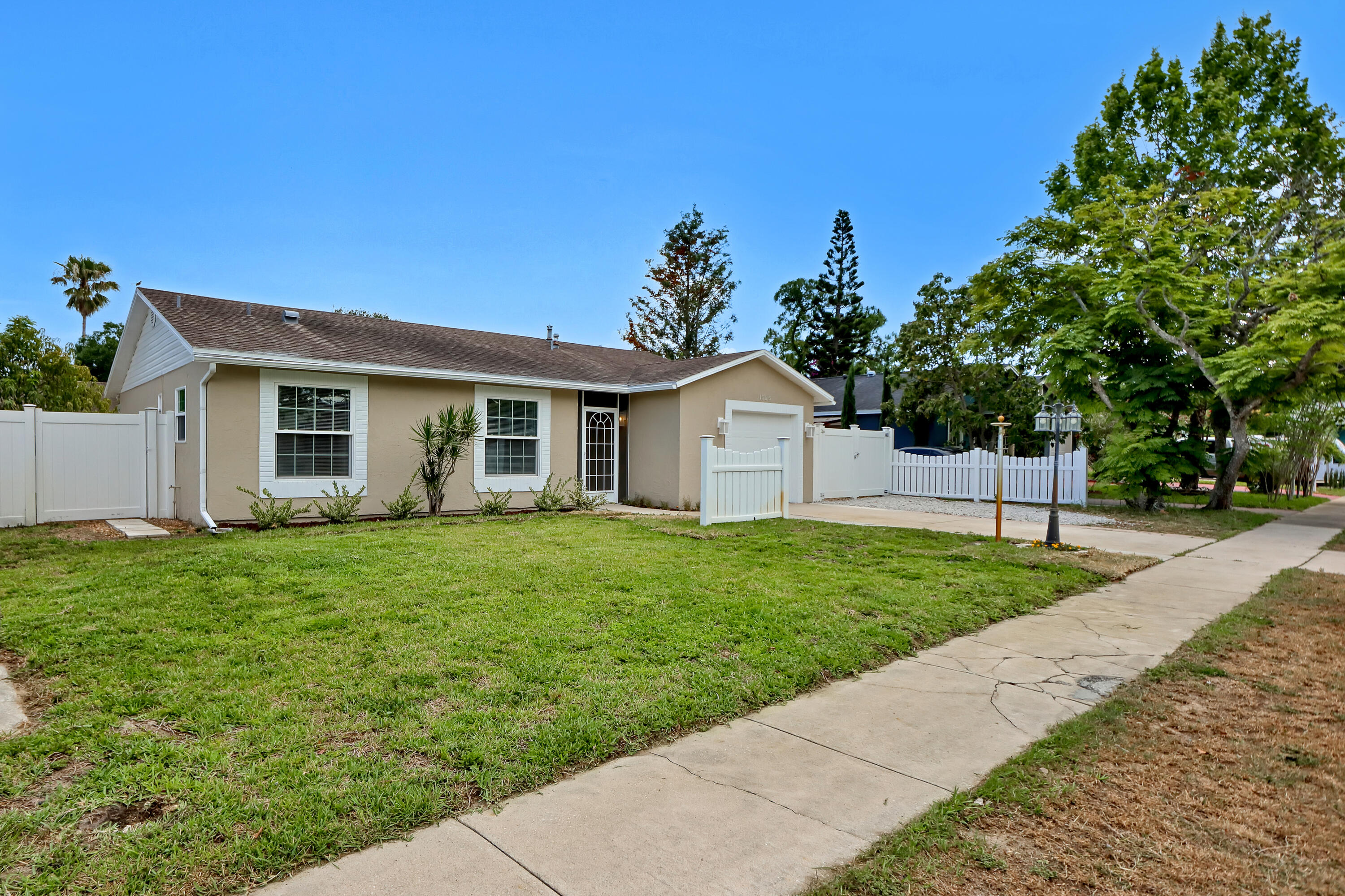 1525 Lafayette Avenue Titusville FL 32796