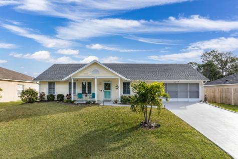 723 Daniels Avenue SW Palm Bay FL 32908