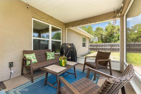 675 Tarr Avenue SW Palm Bay FL 32908