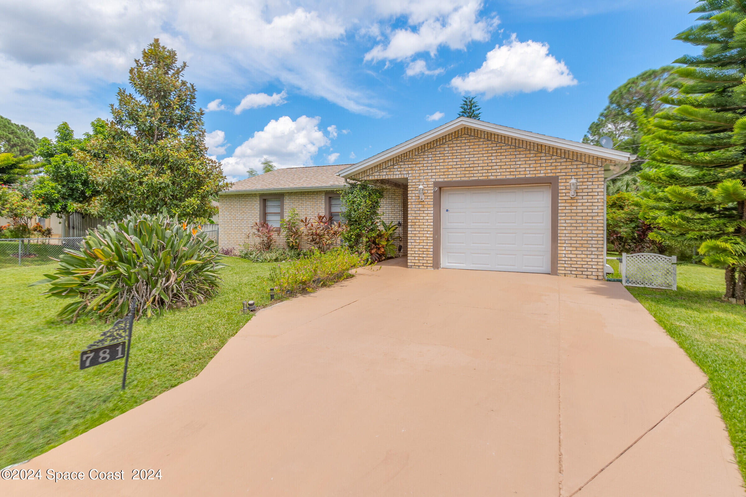 781 Aachen Avenue NW Palm Bay FL 32907