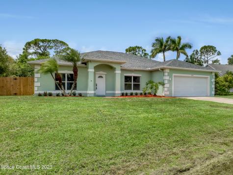 425 Gilbert Drive NE Palm Bay FL 32907