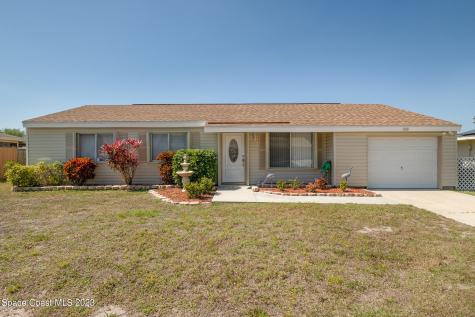 1018 Hampshire Avenue NE Palm Bay FL 32905
