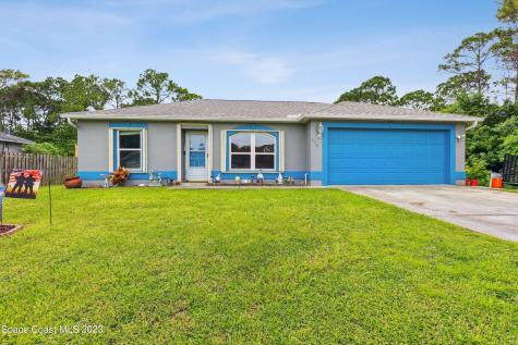 476 Alachua Avenue NW Palm Bay FL 32907