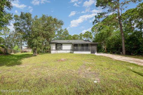 1009 Tevis Street SE Palm Bay FL 32909