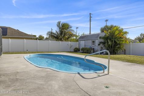 762 SW Dolores Avenue Port St Lucie FL 34983