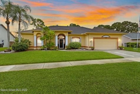 925 Whisperoak Drive Melbourne FL 32901