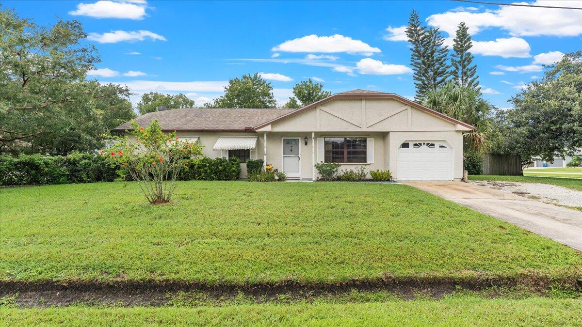 790 Pembroke Avenue NE Palm Bay FL 32907