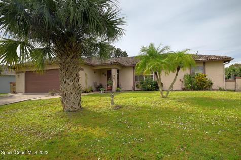 1260 Gustrow Avenue NW Palm Bay FL 32907