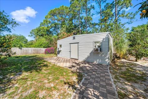 431 Wayland Road SW Palm Bay FL 32908