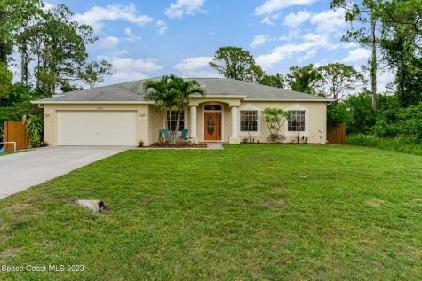 951 Hattaras Terrace SE Palm Bay FL 32909