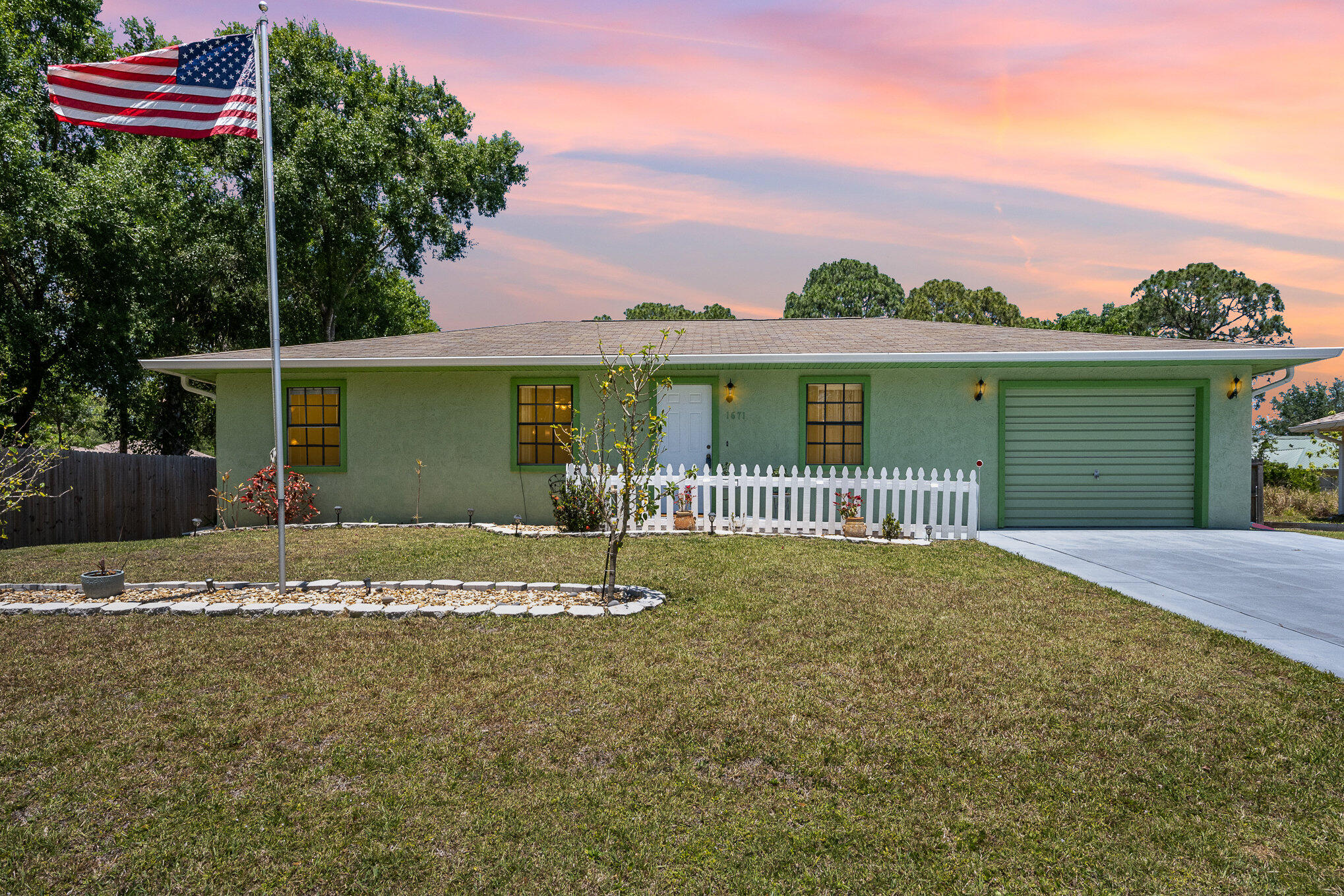 1671 San Diego Street SE Palm Bay FL 32909