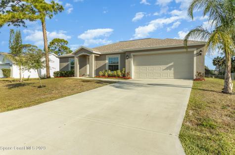 1359 Jarvis Street NW Palm Bay FL 32907