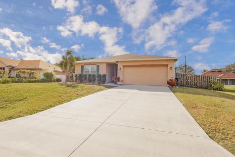1512 Reed Street NW Palm Bay FL 32907