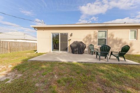 1512 Reed Street NW Palm Bay FL 32907