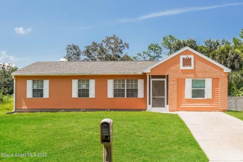 377 Trilby Road SW Palm Bay FL 32908