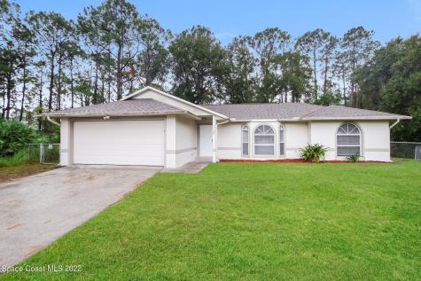1790 Lantana Court NW Palm Bay FL 32907