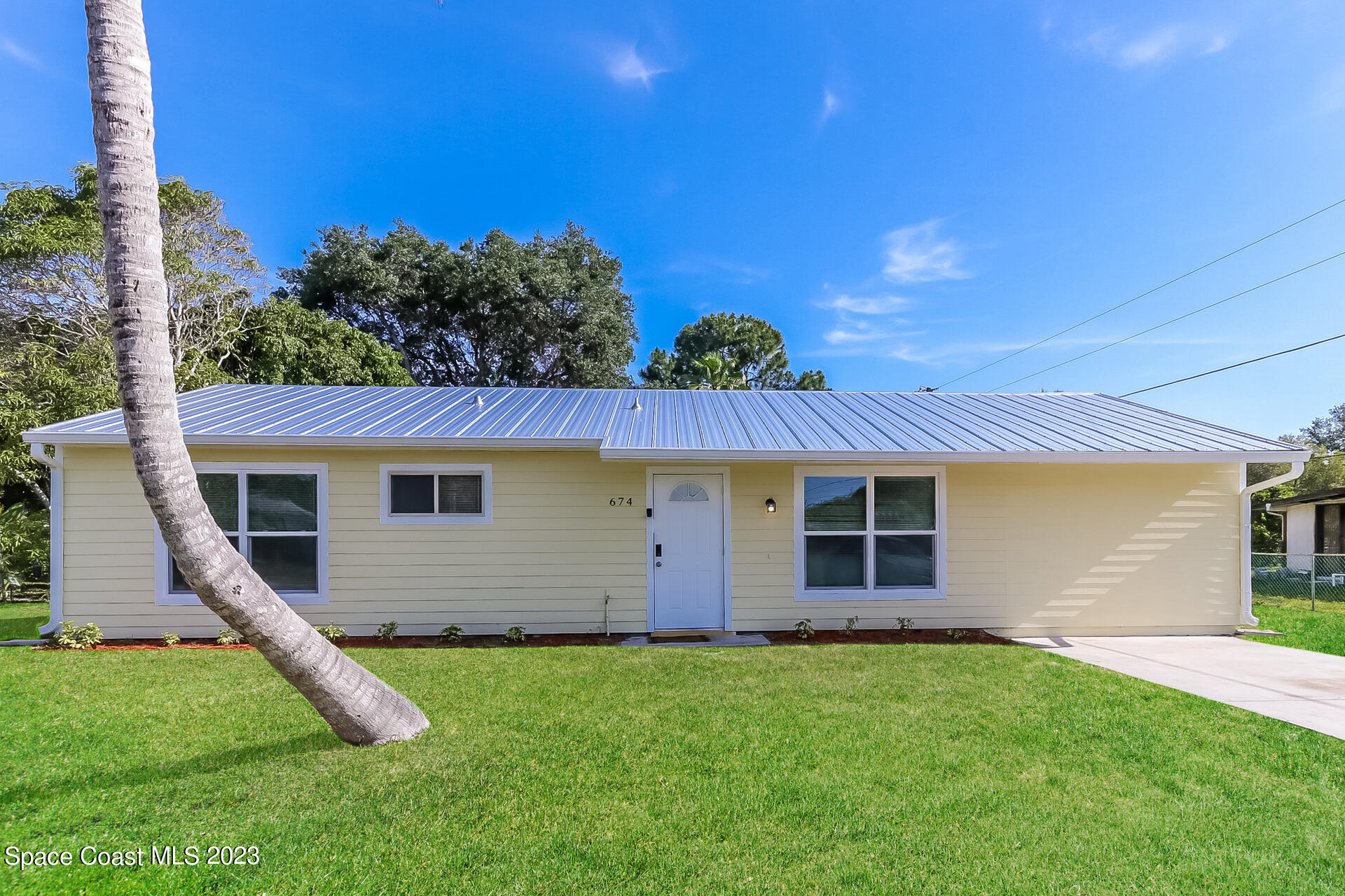674 23rd Place SW Vero Beach FL 32962