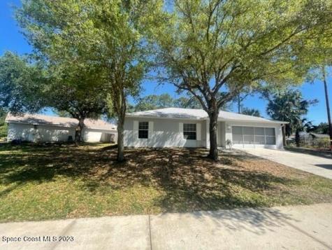 900 Tupelo Road SW Palm Bay FL 32908