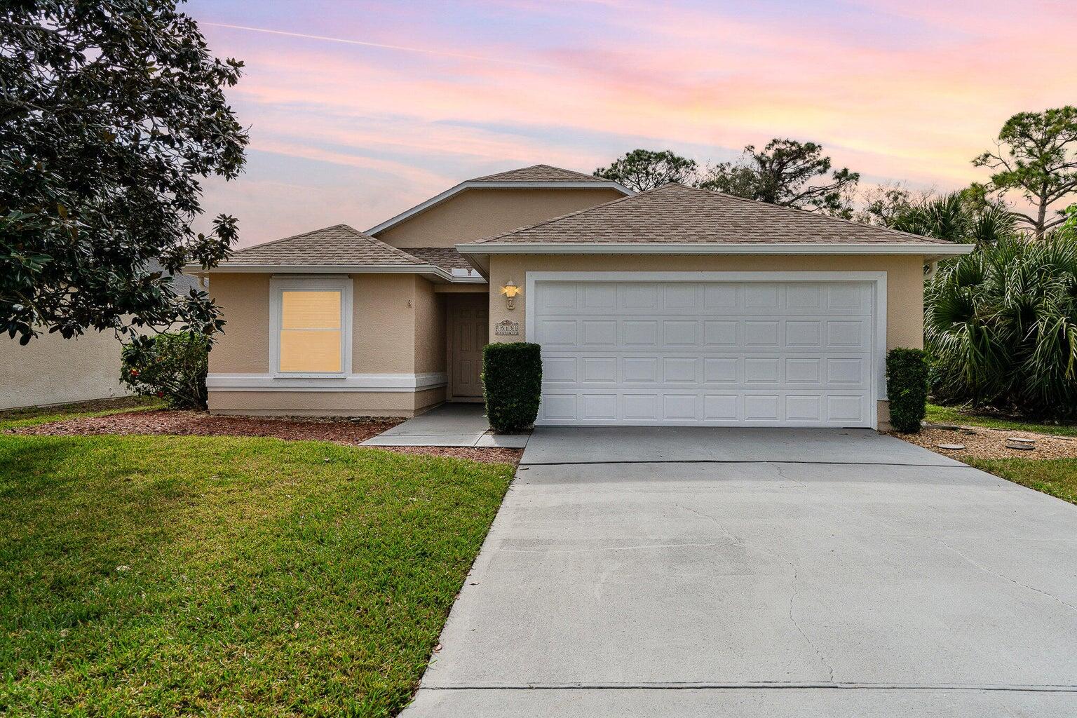 513 Oak Mont Place Melbourne FL 32940
